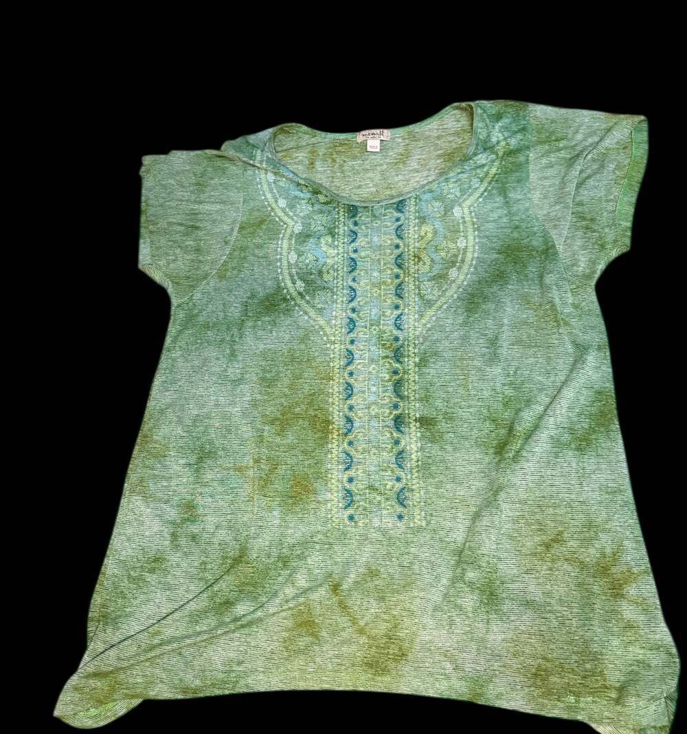 One World Women’s Large Green Tie Dye Short Sleeve Scoop Neck Boho Top